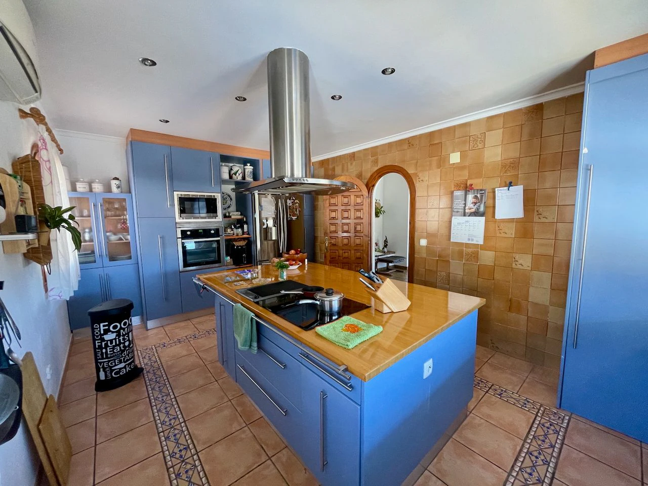 Traditional villa with sea views and views of the Peñón de Ifach in San Jaime Urbanization, Benissa