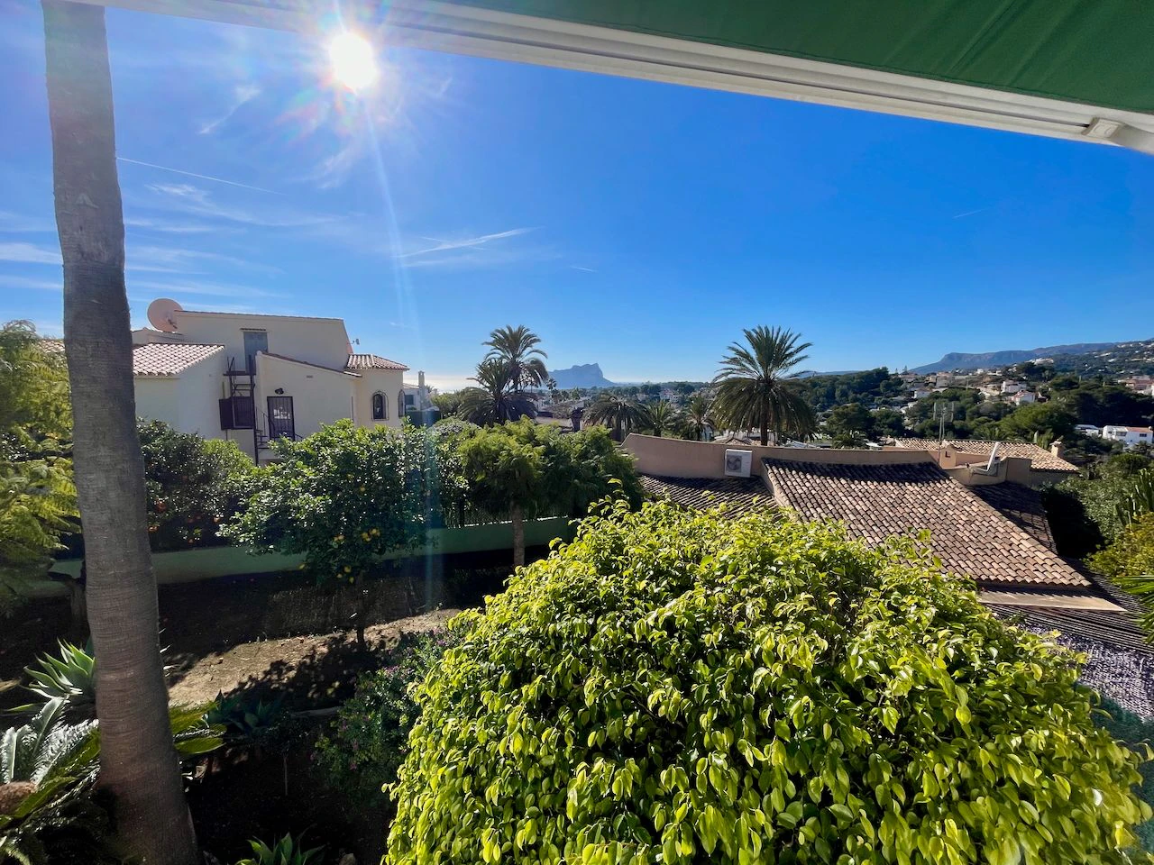 Traditional villa with sea views and views of the Peñón de Ifach in San Jaime Urbanization, Benissa