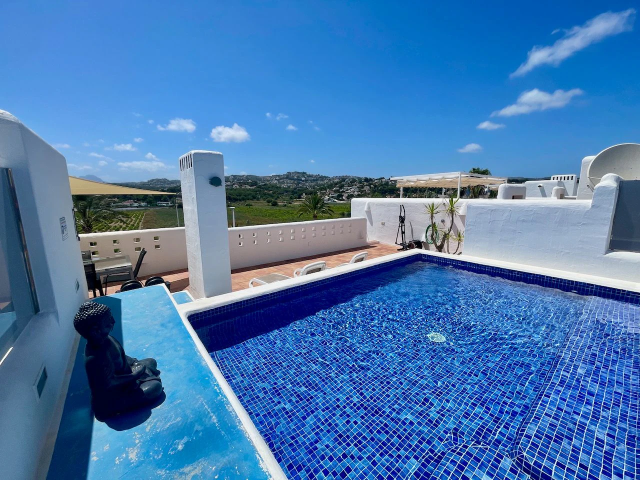 Luxury duplex Penthouse fully renovated in Club Moraira with private pool and sea views.